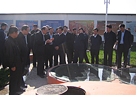 原北京市委书记、中国志愿服务联合会会长刘淇听取hjc黄金城官网登录入口汇报